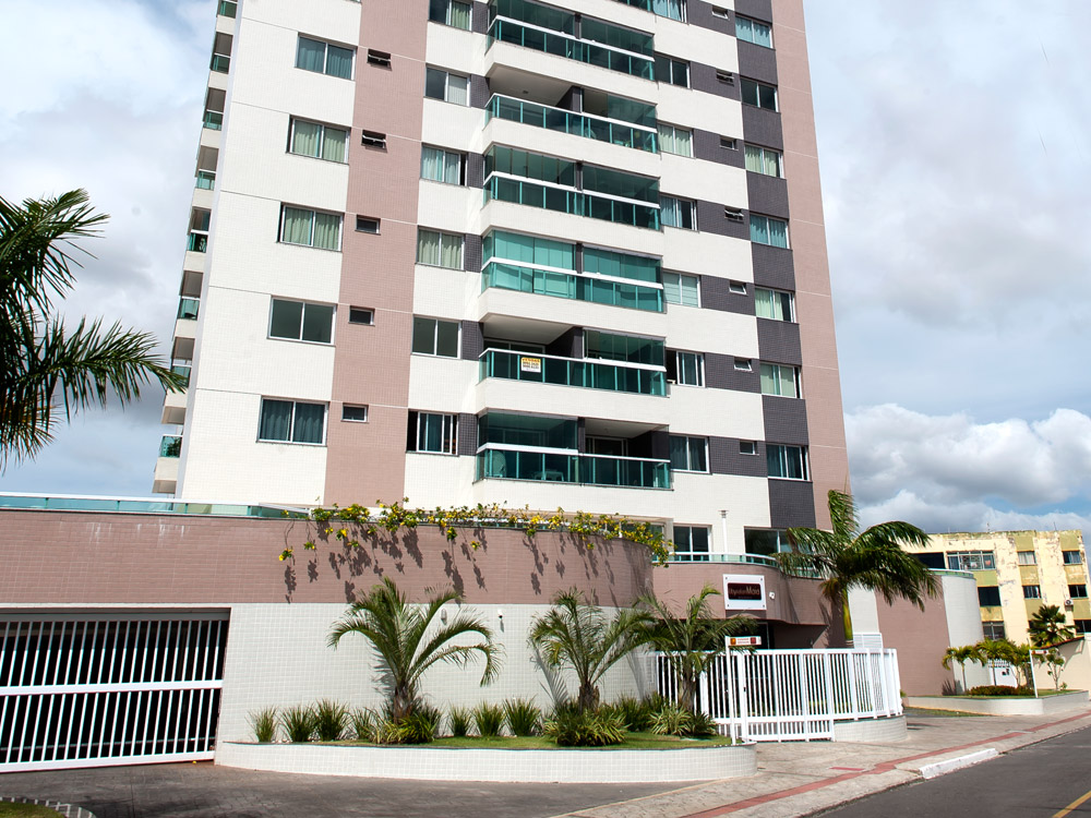 Ubyratan Maia Residence